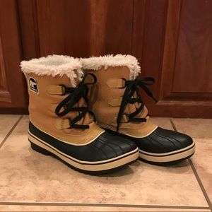 Sorel Boot Caribu in Buff
